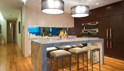 AUTOMATION : TOTAL CONTROL